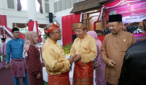 Tampak suasana keakraban antara Ketua DPRD Kota Tanjungpinang, Suparno dan Walikota Tanjungpinang