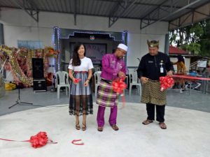 Dorong perekonomian, Lis resmikan Pujasera Bintan Center