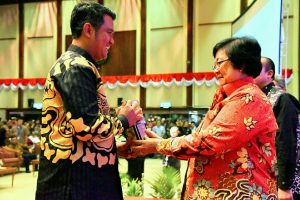 Bupati Bintan terima Adipura