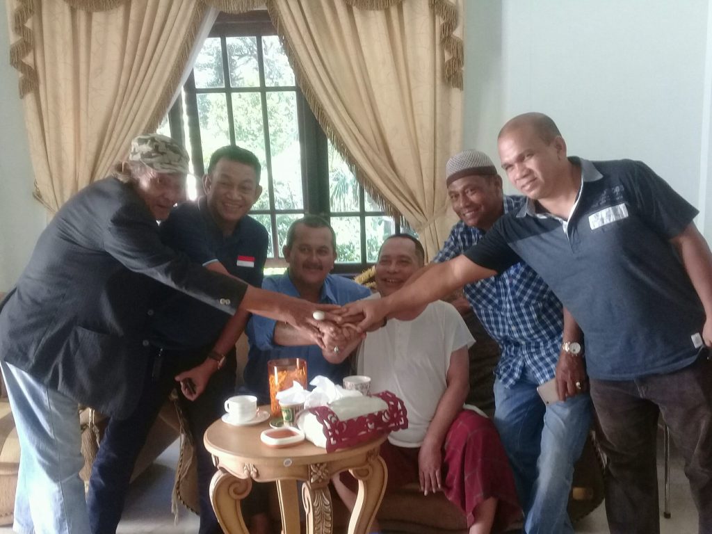 Usai menjalani masa tahanan, kediaman Daeng Rusnadi ramai di kunjungi Tokoh-tokoh Natuna