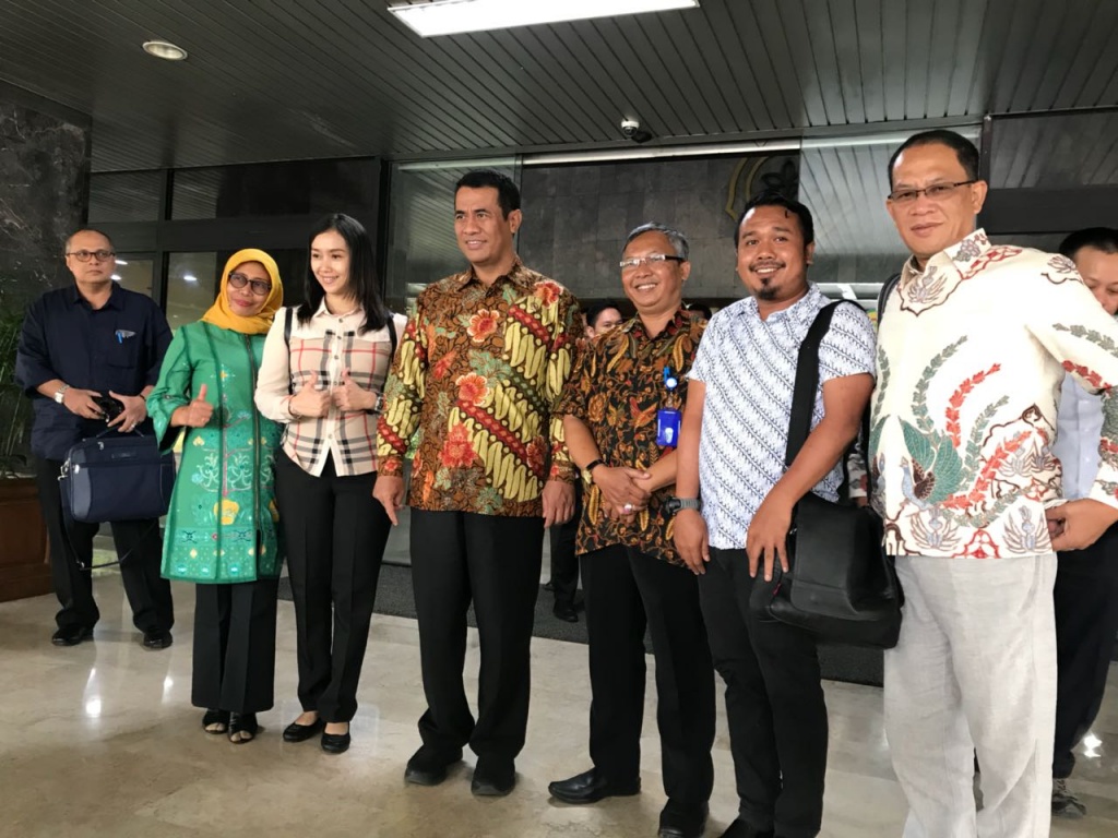 Bahas Pertanian bersama Menteri, Bupati Lingga dapat 500 ekor Sapi