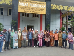 Disdik Kepri Sambut 50 Pensiunan Guru Malaysia