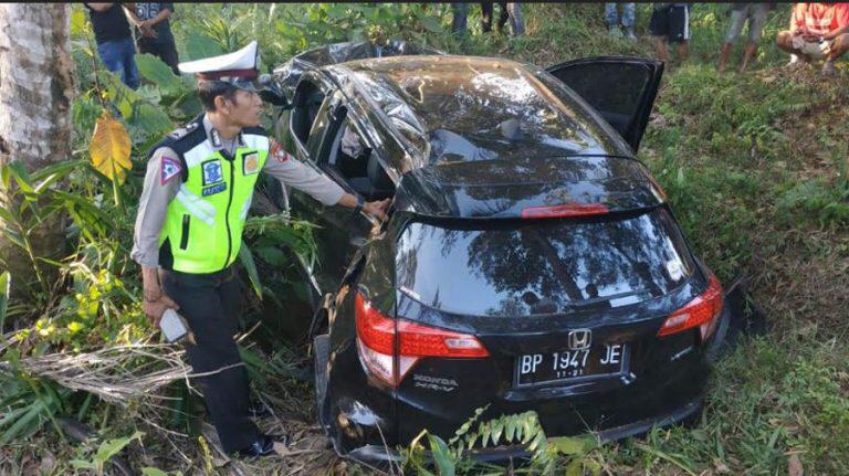 Polisi Kumpulkan Keterangan Saksi Mobil HRV Terabas Semak Belukar