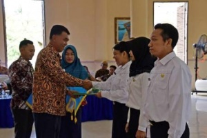 Sebanyak 260 CPNS Formasi Umum Tahun 2018 Terima SK Dari Sekda Natuna