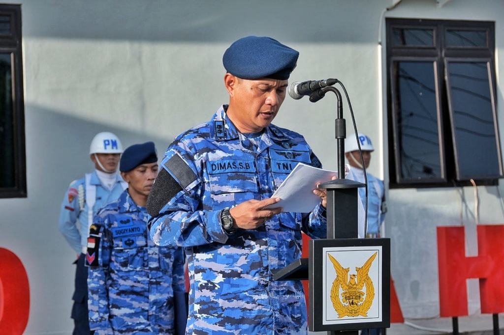 Kadispers Lanud RHF bacakan sambutan Kasau di Hut Koopsau ke-68