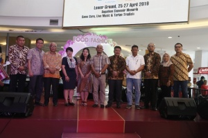 Komisi 1 Tinjau Pameran Kemilau Kepri