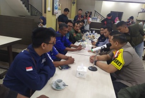 Jalin Silaturahmi, PWI Tanjungpinang – Bintan Ngopi Bareng Kapolres Tanjungpinang