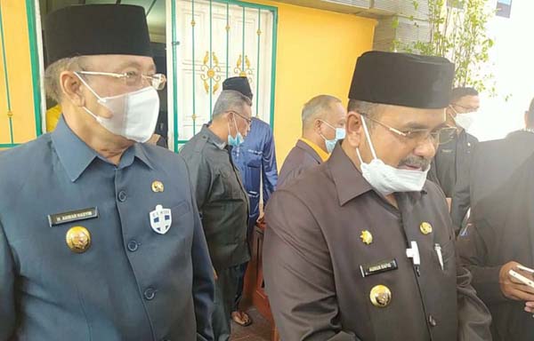 DPRD Umumkan Pemberhentian Bupati dan Wakil Bupati Karimun, Rafiq-Anwar Mohon Maaf kepada Masyarakat