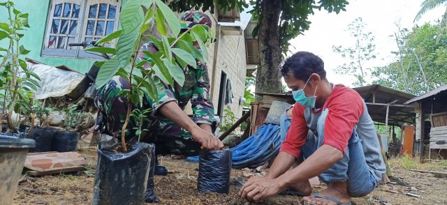 Cara Berbeda Jalin Keakraban Dengan Warga