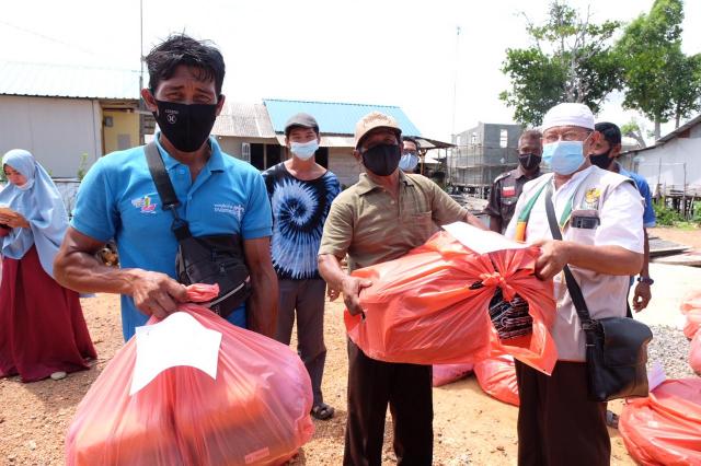 Nelayan Dompak Dapat Bantuan Pemerintah