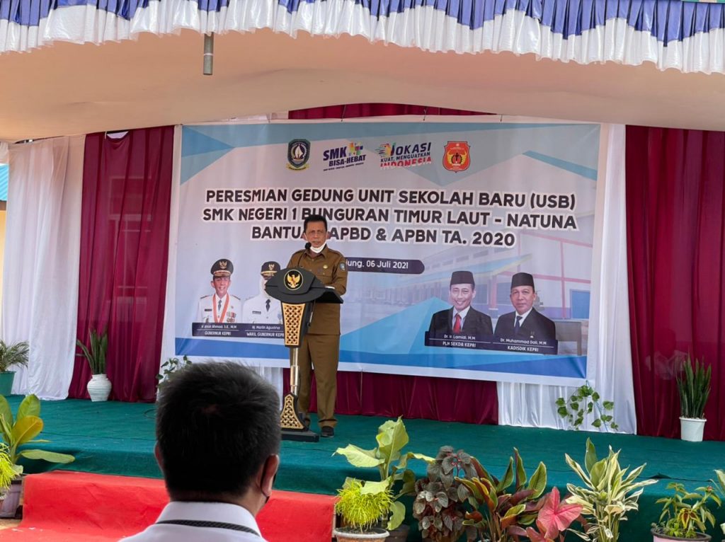 Gubernur Resmikan SMK N 1 Bunguran Timur