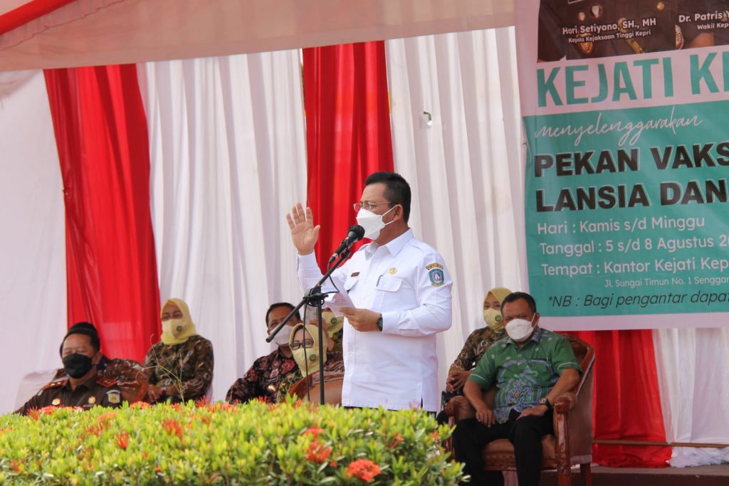 Gubernur Ansar Apresiasi Pekan Vaksinasi Kejati Kepri