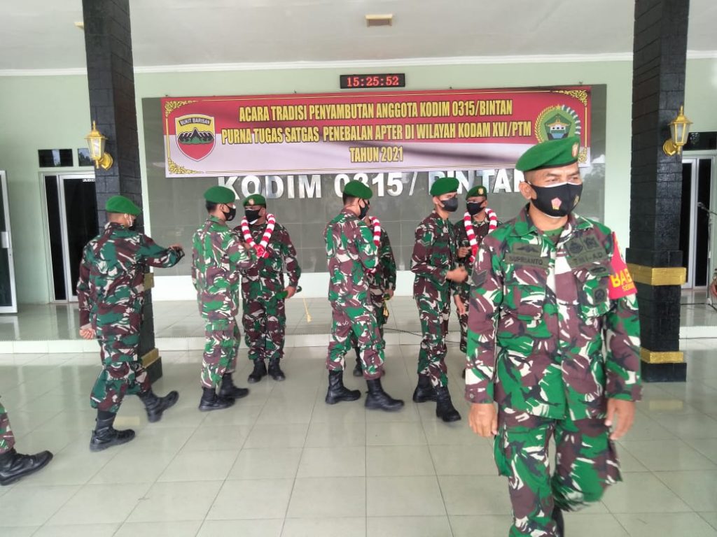 Prajurit Kodim 0315/Bintan Pulang Tugas Dari Kodam XVI/Patimura