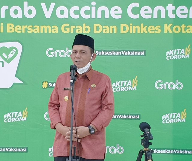 Gubernur Ansar Tinjau Vaksinasi Dosis Kedua di BCS Batam