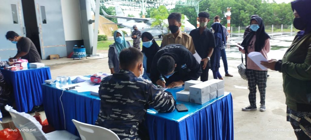Lanudal Tanjungpinang Suntikan 1000 Vaksin Kepada Pelajar