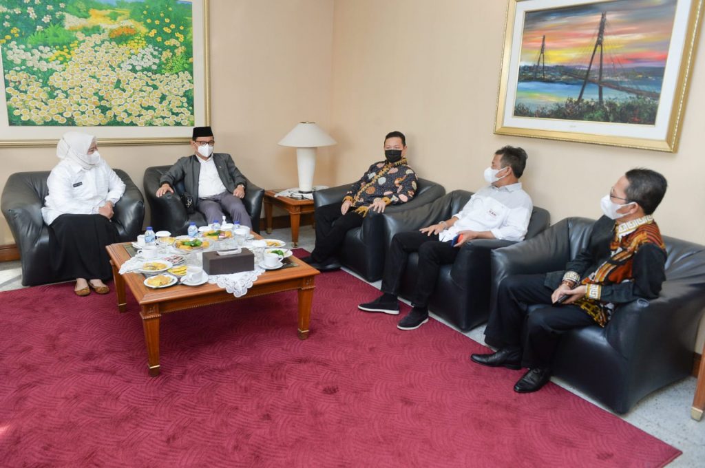 Di Hang Nadim, Wagub Marlin Ceritakan Laju Vaksinasi