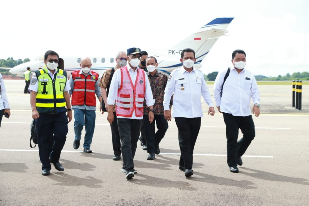 Gubernur Ansar – Menhub Budi Gelar Rakor Bahas Pemulangan PMI di Batam dan Tanjungpinang