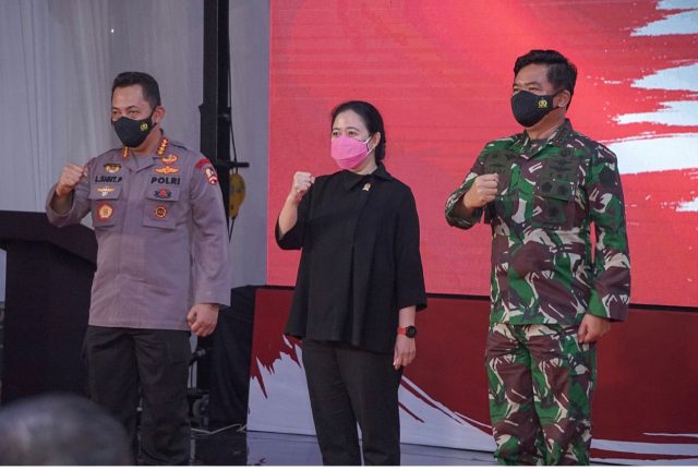 Tinjau Vaksinasi Massal Akabri 96, Kapolri: Terus Bekerja Keras Tanggulangi Covid-19