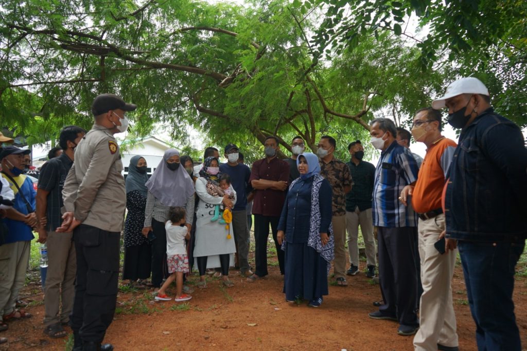 Walikota Rahma Dengarkan Aspirasi PKL Taman Batu 10