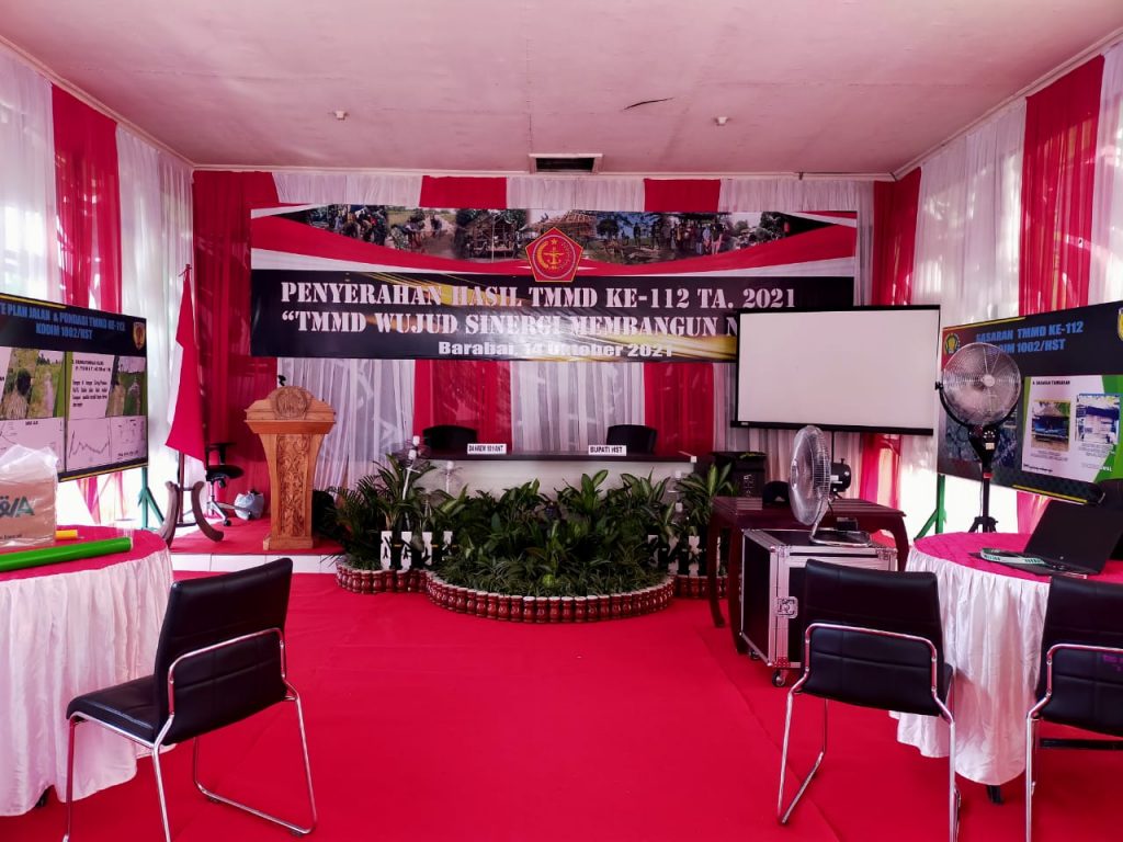 Tempat Acara Penyerahan Hasil TMMD Ke-112 Kodim 1002/HST Siap 100 Persen