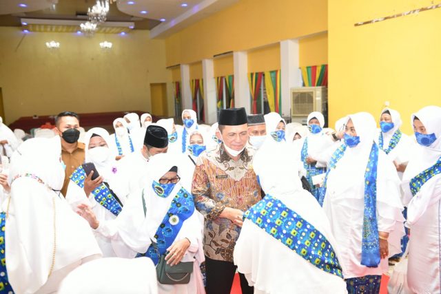 Gubernur Rayakan Peringatan Maulid Nabi Bersama BKMT