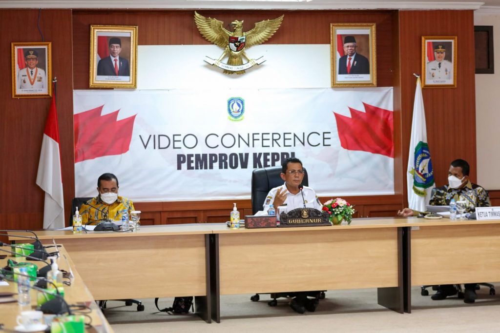 Gubernur Pimpin Rapat Penanganan PMI Bersama Timwas PPMI DPR RI
