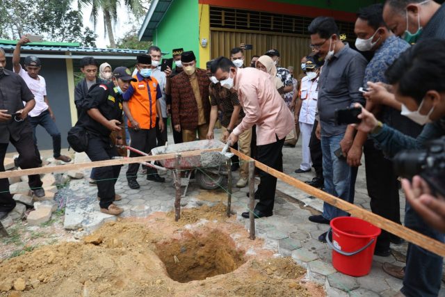 Gubernur Resmikan Pasar Cendrawasih