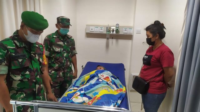 Danrem 033/WP Bantu Operasi Siswi SMP 1 Moro