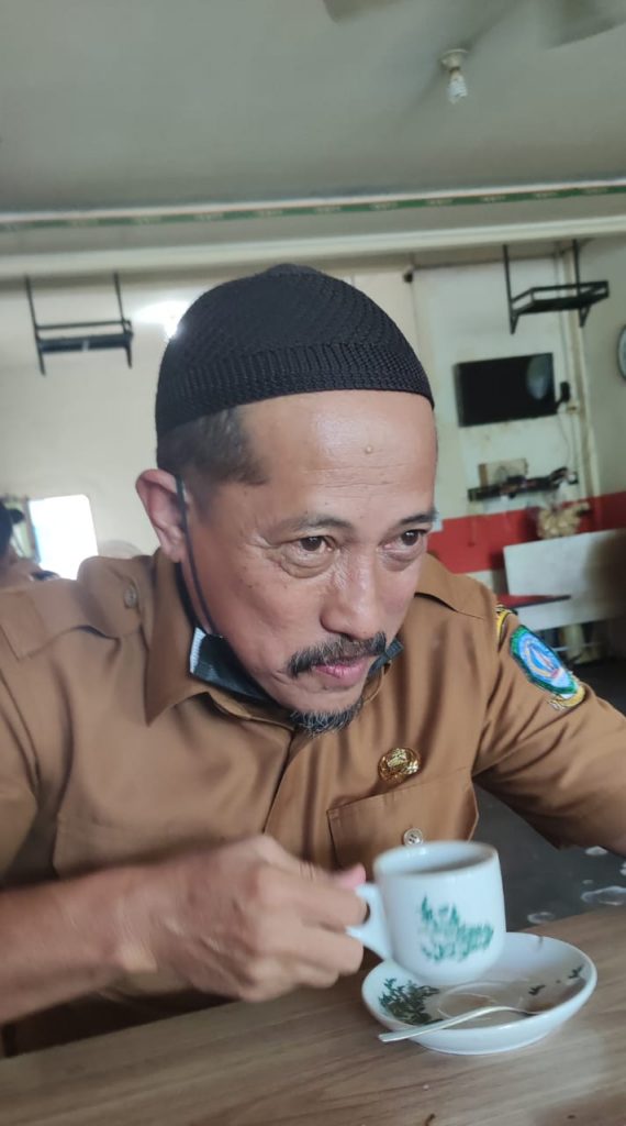 Lebih Dekat Dengan Marzuki, Pejuang Listrik Di Pulau