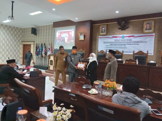 Bupati Anambas Sampaikan 4 Ranperda Ke DPRD