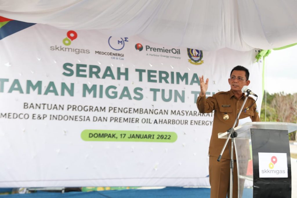 Gubernur Ansar Resmikan Taman Migas Tun Telani Dompak