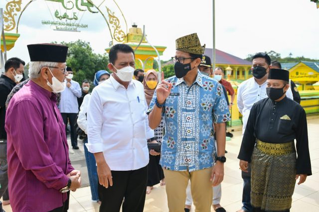 Sandiaga Uno Minta Gubernur Ansar Jadikan Penyengat Ikon Pariwisata