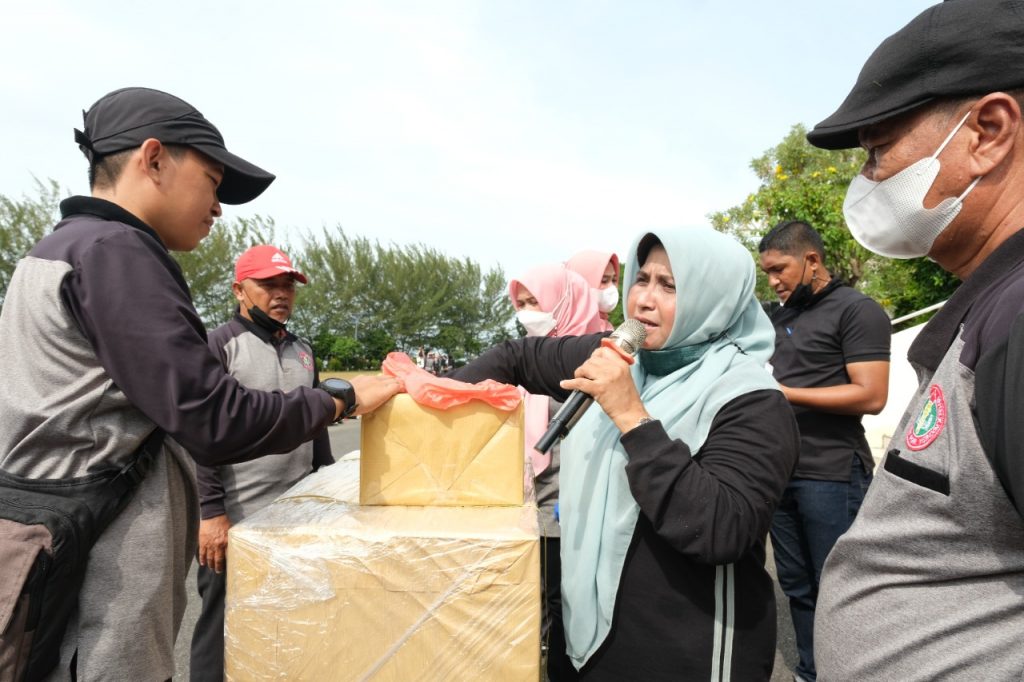 Walikota Rahma dan PGRI Gelar Jalan Santai