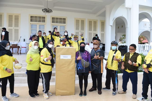 Ketua TP-PKK Kepri Bersama 250 Pegoes Ikuti Funbike ICMI