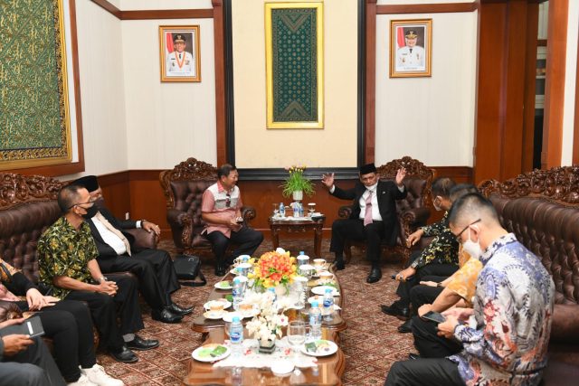 Gubernur Ansar Terima Audiensi Ketua Permabudhi Kepri