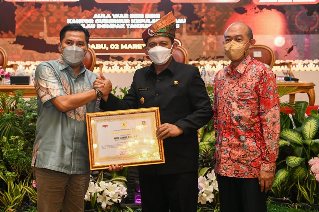 Gubernur Ansar Minta Pers Tingkatkan Kompetensi