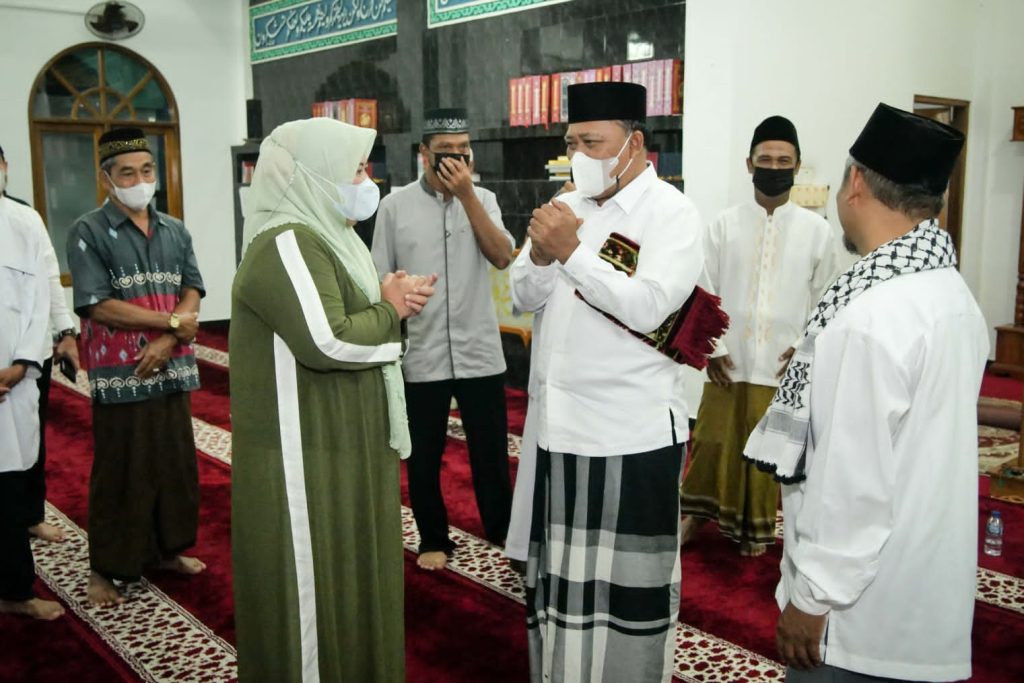 Wagub Marlin Safari Ramadan di Masjid Hajar Aswad Tanjungpinang