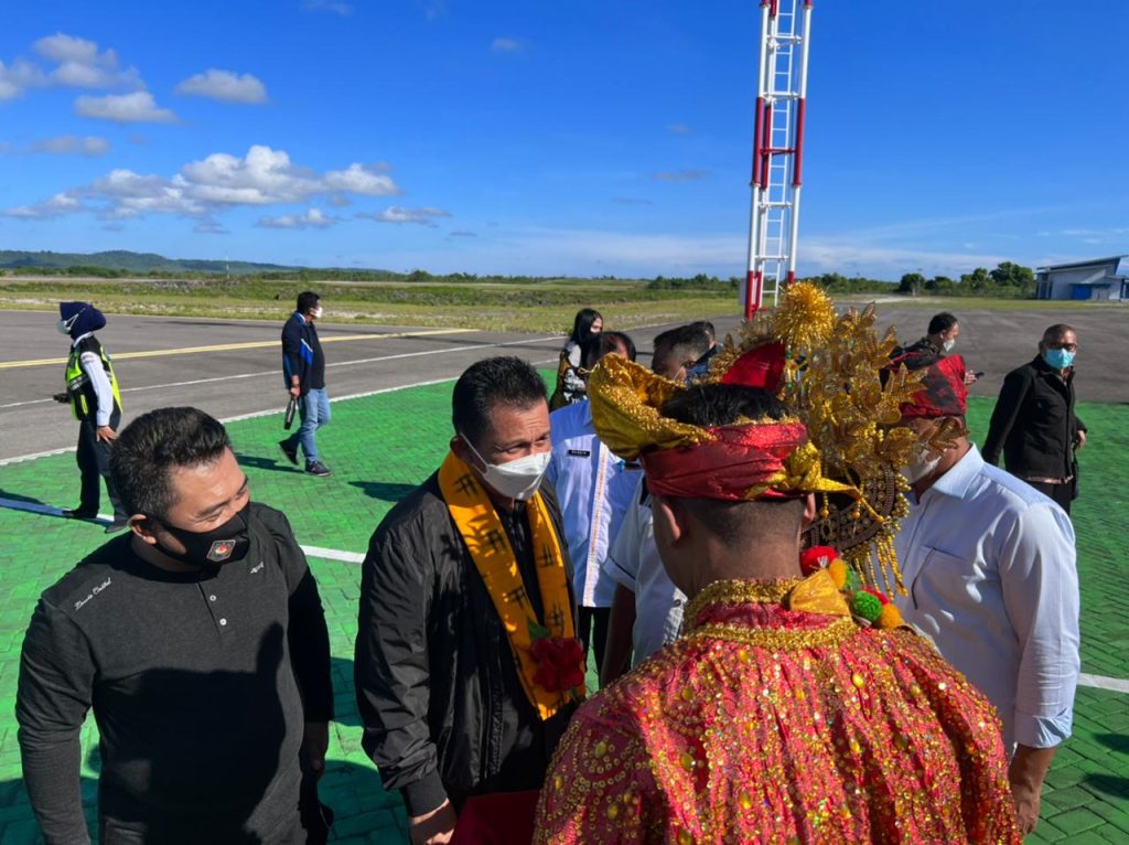 Gubernur Ansar Tiba di Wakatobi, Ini Agendanya