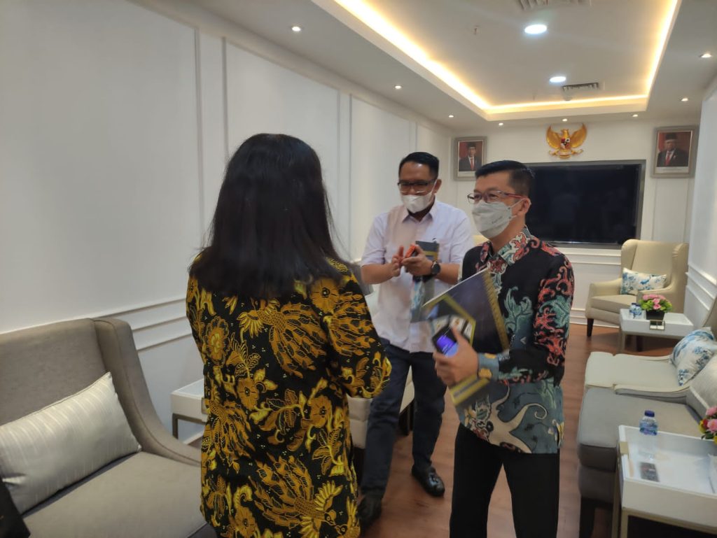 Usai disambangi Hasan, Kominfo RI Siap Bantu Pemprov Kepri Atasi Signal Buruk di Perbatasan