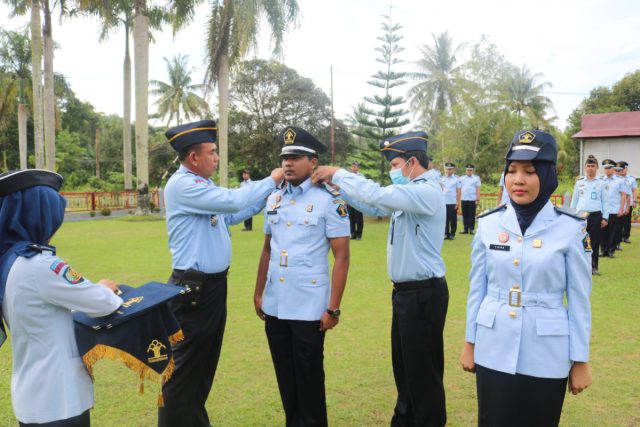 38 ASN Lapas Kelas II Tanjungpinang Terima Kenaikan Pangkat