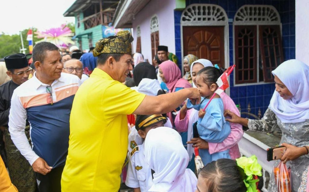 Ansar Jadi Gubernur Pertama yang Kunjungi Desa Mentuda