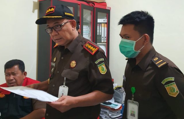 Usai Tetapkan 2 Tersangka, Jaksa Sita Aset dan Segel Gedung TPS3R