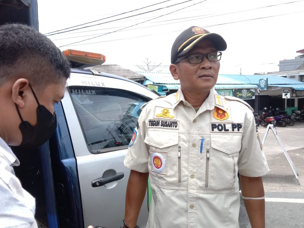 Papan Reklame Milik Pemko Dibongkar, Pengusaha Diminta Siapkan Izin Sebelum Ditertibkan