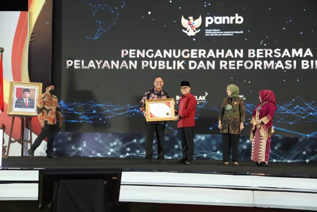 Kejari Tanjungpinang Raih Peringkat 1 Pelayanan Publik Tingkat Nasional