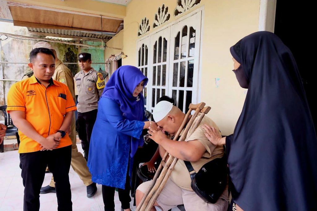 Salurkan 8.930 BLT Kepala Keluarga, Rahma Berharap Bisa Pulihkan Ekonomi