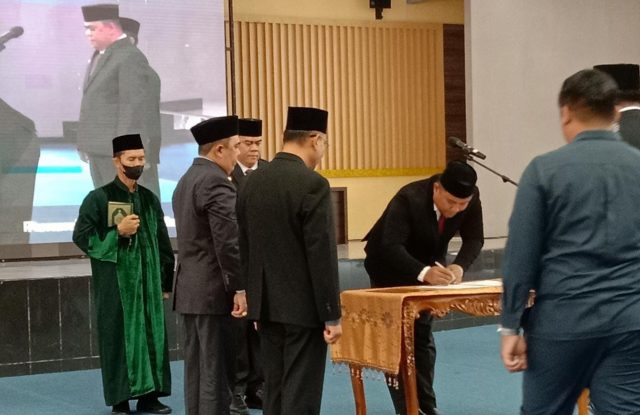 Ronny Dilantik Jadi Sekda, Roby: Tahun Ini Kita Evaluasi Jabatan yang Kosong