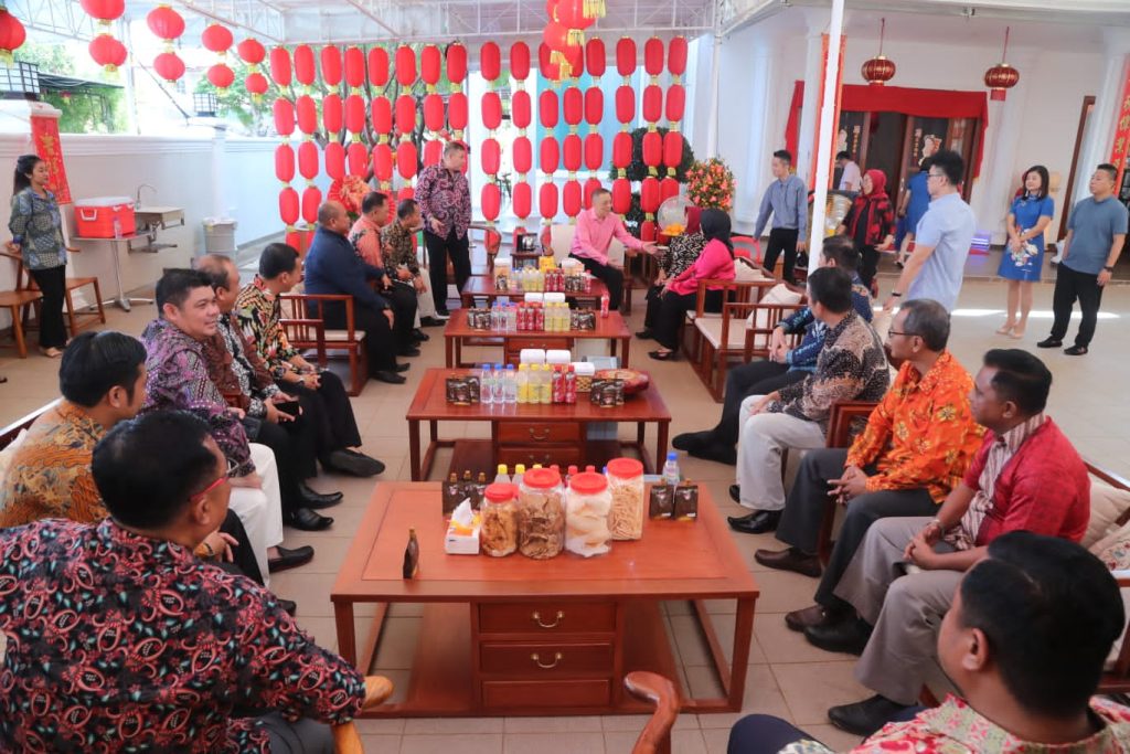 Imlek 2023, Rahma Kunjungi Sejumlah Tokoh Tionghoa Tanjungpinang