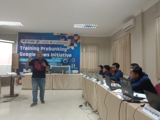 25 Jurnalis Tanjungpinang Dapat Pelatihan Training Prebungking