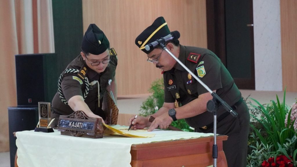 Gery Minta Pejabat yang Baru Dilantik Aktifkan Komunikasi ke Berbagai Pihak