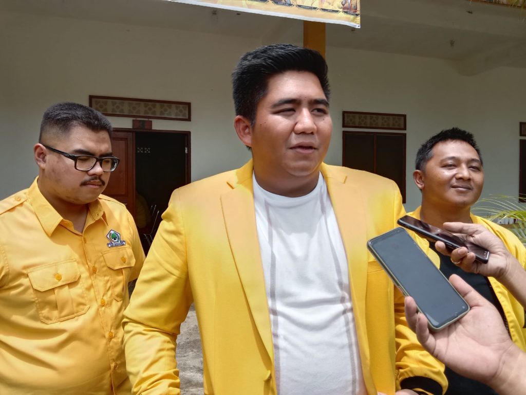 Sempat Vakum, Kini Hesti Bergabung di Partai Golkar